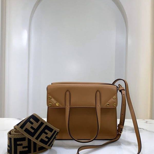名牌高仿芬迪頂級頂級高仿包包包FENDI filp bag迷你手袋純手工小牛皮fendi-11911