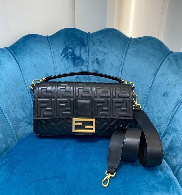 高仿包包芬迪Fendi大號法棍綿羊皮fendi-11987 1 高仿包包芬迪Fendi大號法棍綿羊皮fendi-11987