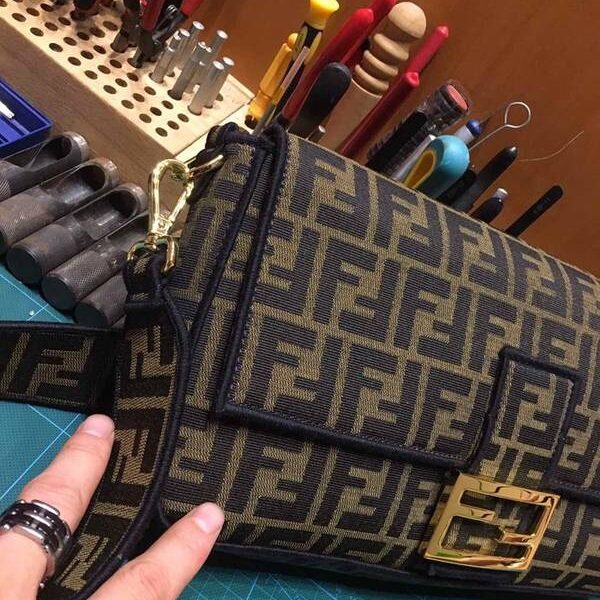 頂級1：1芬迪Fendi 5001 Baguette FF logo 老花系列fendi-11997