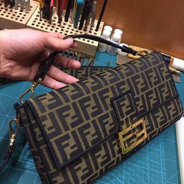 頂級1：1芬迪Fendi 5001 Baguette FF logo 老花系列fendi-11997