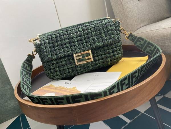頂級高仿包包芬迪FéI新品老花編織法棍Baguette手袋fendi-12051