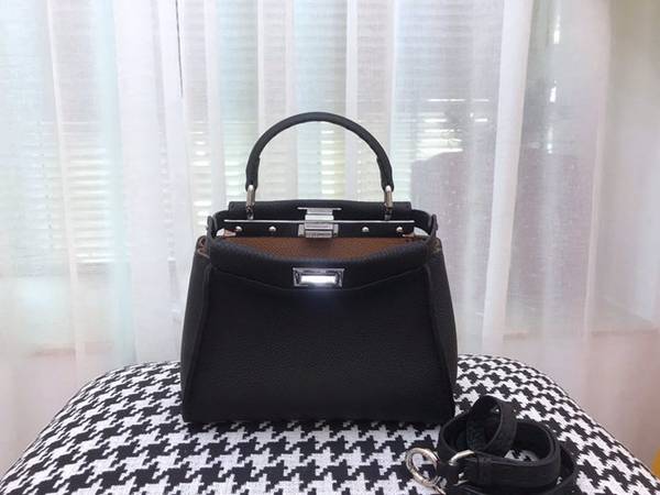 高仿包芬迪FENDI PEEKABOO七層油邊手工縫製蠟線fendi-12182 1 高仿包芬迪FENDI PEEKABOO七層油邊手工縫製蠟線fendi-12182