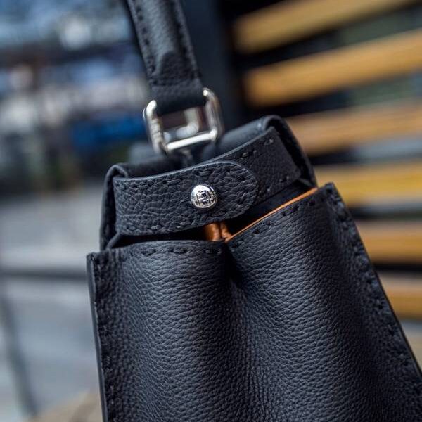 高仿名牌包芬迪FENDI PEEKABOO七層油邊手工縫製蠟線fendi-12183