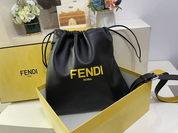 頂級高仿 芬迪抽繩手拿包 “fendi ROMA”