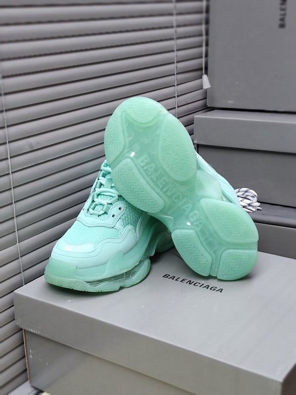 a貨鞋 巴黎世家Balenciaga TriPle S 巴黎氣墊 “新淺綠” 4 a貨鞋 巴黎世家Balenciaga TriPle S 巴黎氣墊 “新淺綠”