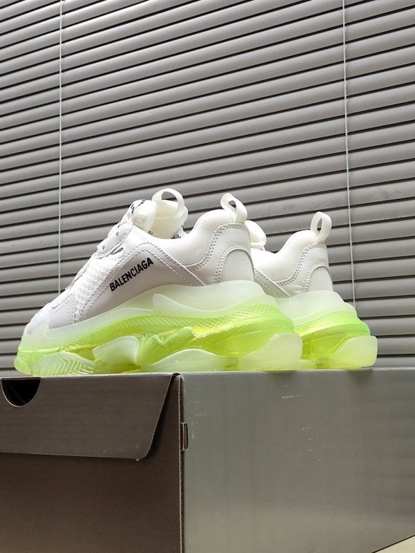 超A鞋 巴黎世家Balenciaga TriPle S 巴黎氣墊 “白加綠” 9 超A鞋 巴黎世家Balenciaga TriPle S 巴黎氣墊 “白加綠”