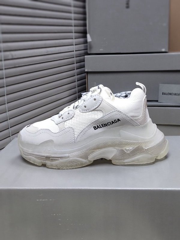 高仿鞋 Balenciaga TriPle S 巴黎氣墊 “白色” 5 高仿鞋 Balenciaga TriPle S 巴黎氣墊 “白色”