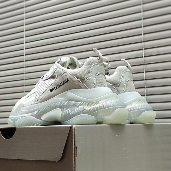 精仿鞋 巴黎世家Balenciaga TriPle S“灰色”