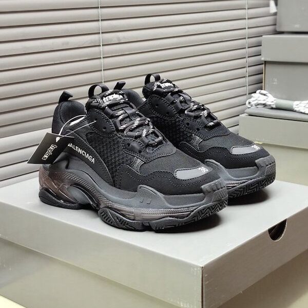 高仿巴黎世家Balenciaga TriPle S 巴黎氣墊 “經典黑”氣墊TPU組合軟底 11 高仿巴黎世家Balenciaga TriPle S 巴黎氣墊 “經典黑”氣墊TPU組合軟底