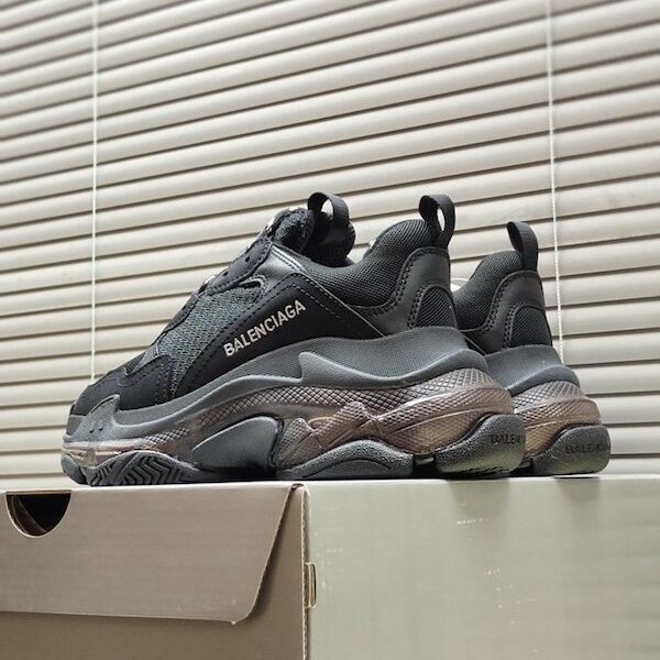 高仿巴黎世家Balenciaga TriPle S 巴黎氣墊 “經典黑”氣墊TPU組合軟底 17 高仿巴黎世家Balenciaga TriPle S 巴黎氣墊 “經典黑”氣墊TPU組合軟底