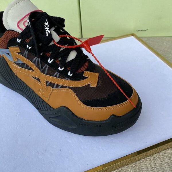 高仿off white 潮牌情侶款 15 高仿off white 潮牌情侶款
