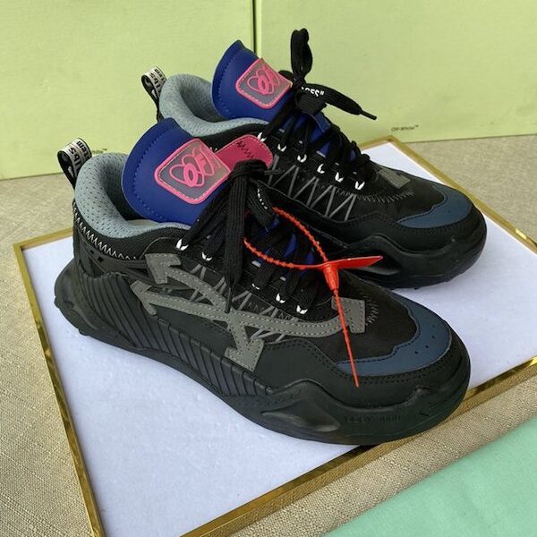 精仿off white 新款情侶款_老爹鞋潮牌 10 精仿off white 新款情侶款_老爹鞋潮牌