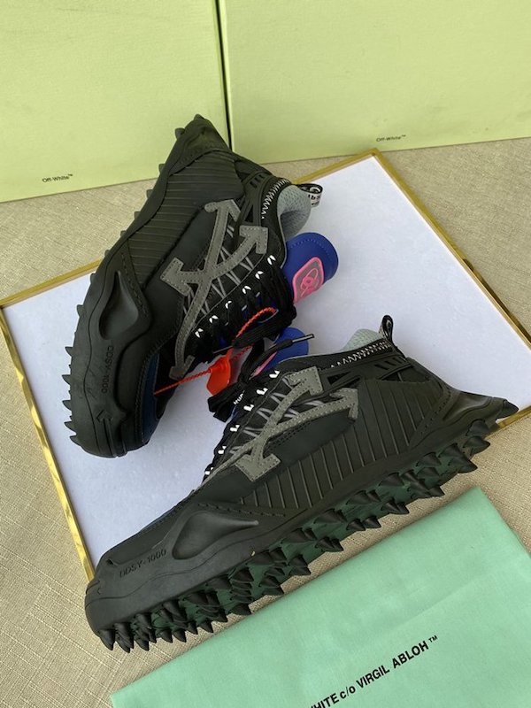 精仿off white 新款情侶款_老爹鞋潮牌 3 精仿off white 新款情侶款_老爹鞋潮牌