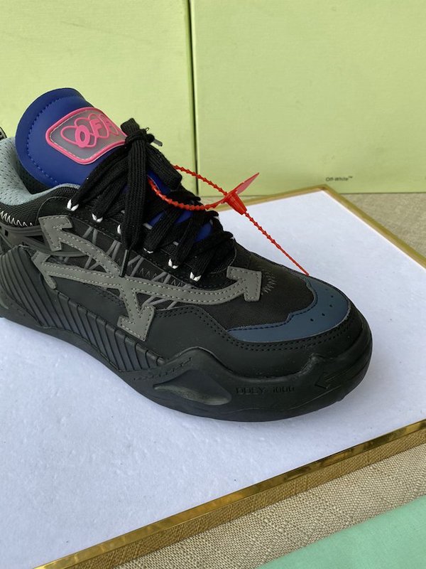 精仿off white 新款情侶款_老爹鞋潮牌 7 精仿off white 新款情侶款_老爹鞋潮牌