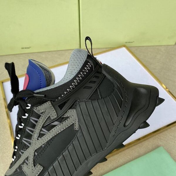精仿off white 新款情侶款_老爹鞋潮牌 16 精仿off white 新款情侶款_老爹鞋潮牌