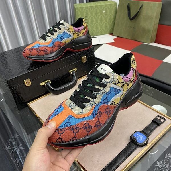 精仿GUCCI官網最新款老爹鞋頭