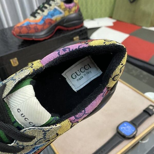 精仿GUCCI官網最新款老爹鞋頭