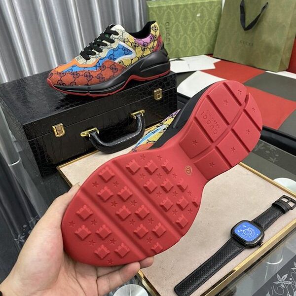 精仿GUCCI官網最新款老爹鞋頭