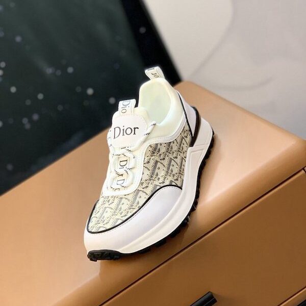 1:1精仿專櫃品質Dior-迪奧 男士專櫃最新系列休閒樂福鞋