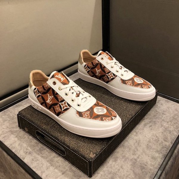 lv 休閒新品a貨鞋