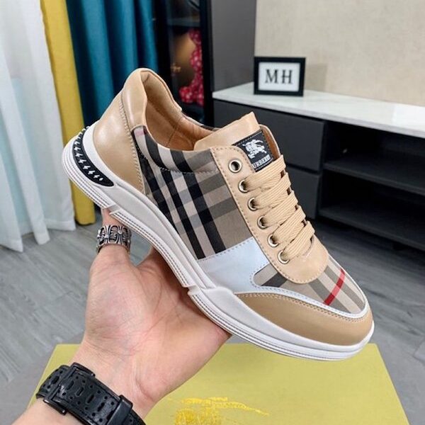1:1頂級精仿 Burberry巴寶莉青年人休閒風 牛皮鞋