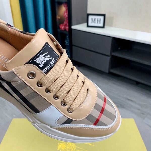 1:1頂級精仿 Burberry巴寶莉青年人休閒風 牛皮鞋