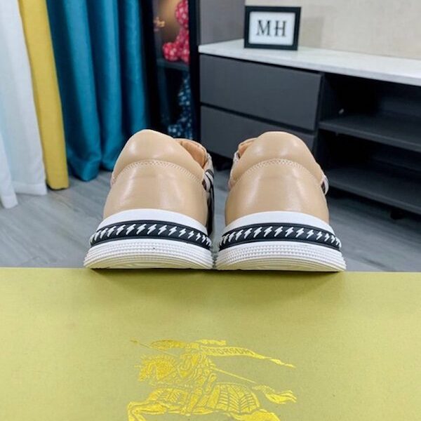 1:1頂級精仿 Burberry巴寶莉青年人休閒風 牛皮鞋