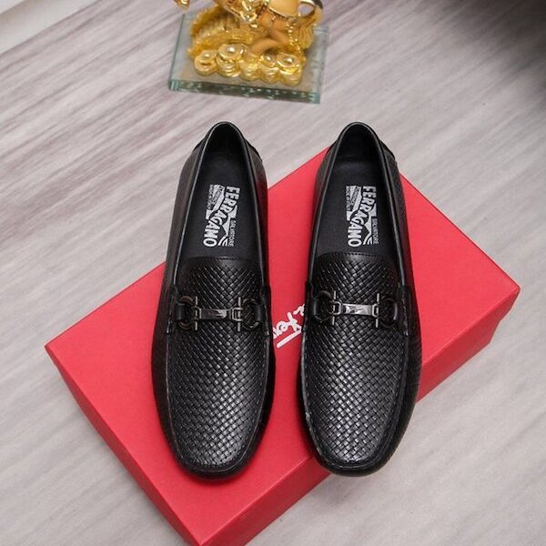 頂級高仿 Ferragamo 豆豆男鞋