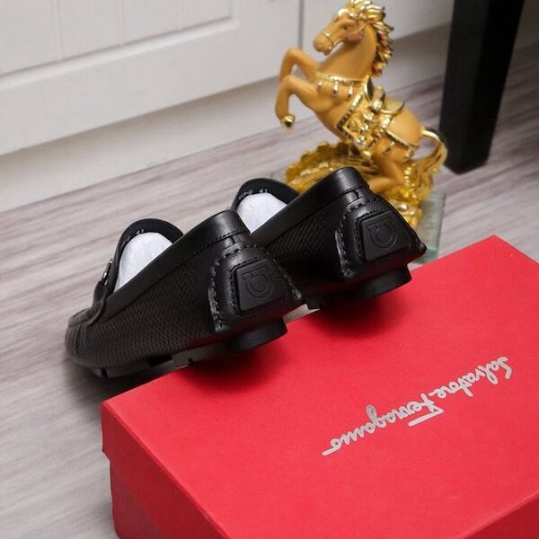頂級高仿 Ferragamo 豆豆男鞋