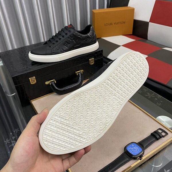 精仿LV專櫃休閒鞋