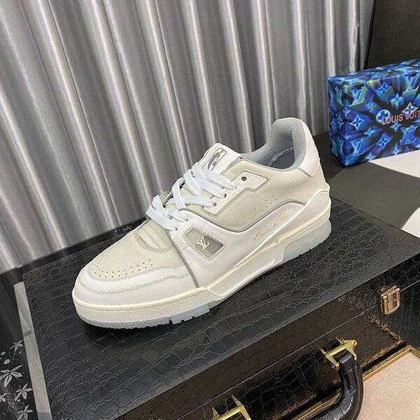 1:1精仿專櫃品質 LV路易威登男士休閒鞋