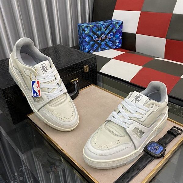 1:1精仿專櫃品質 LV路易威登男士休閒鞋 11 1:1精仿專櫃品質 LV路易威登男士休閒鞋