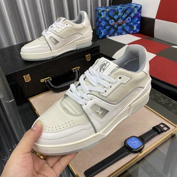 1:1精仿專櫃品質 LV路易威登男士休閒鞋 13 1:1精仿專櫃品質 LV路易威登男士休閒鞋