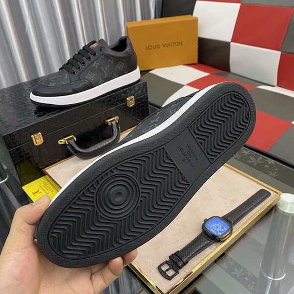 高仿鞋 LOUIS VUITTON 2021官網 米蘭時裝走秀款