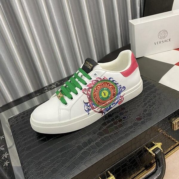 精仿範思哲休閒鞋