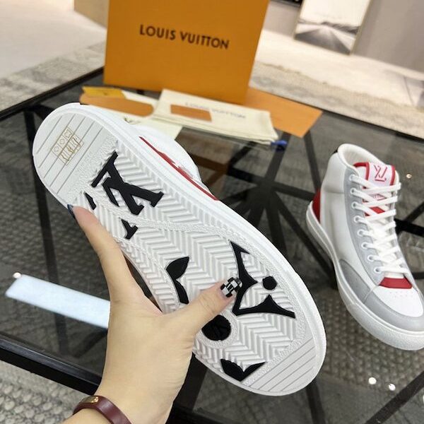莆田精仿-lv頂級代購 爆款男士板鞋