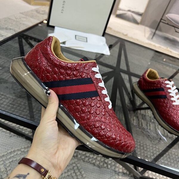 高仿gucci爆款男士運動板鞋