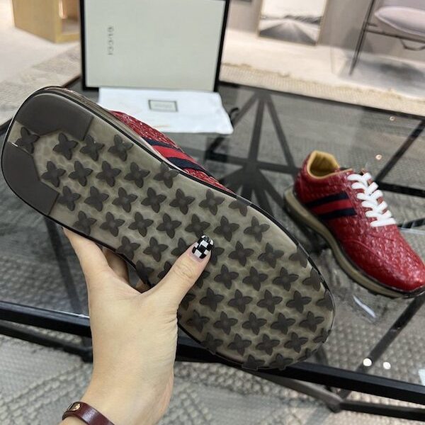 高仿gucci爆款男士運動板鞋