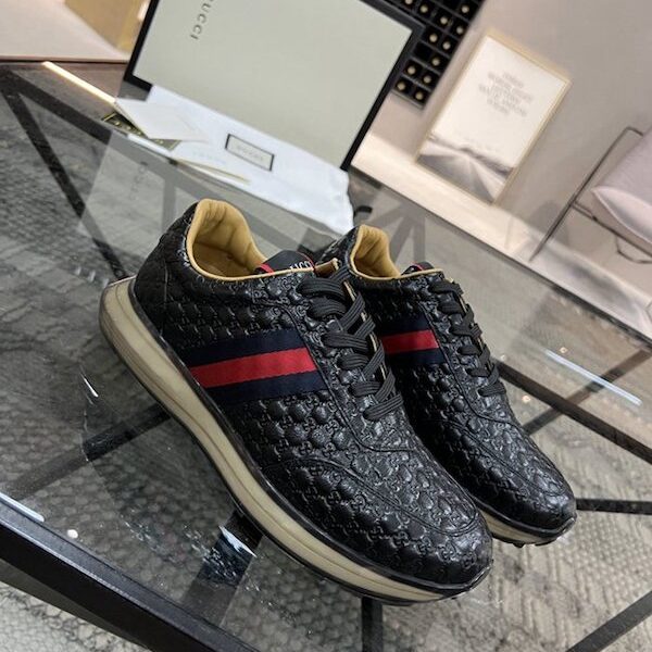 精仿gucci爆款男士運動板鞋