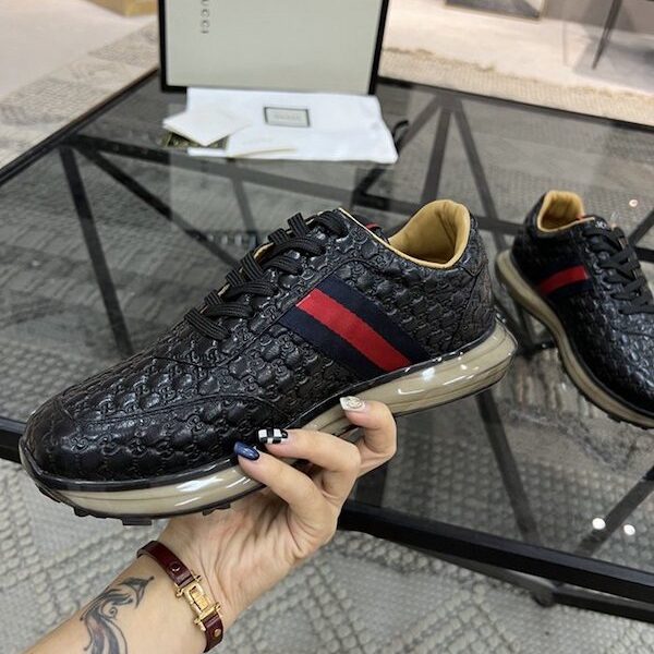 精仿gucci爆款男士運動板鞋
