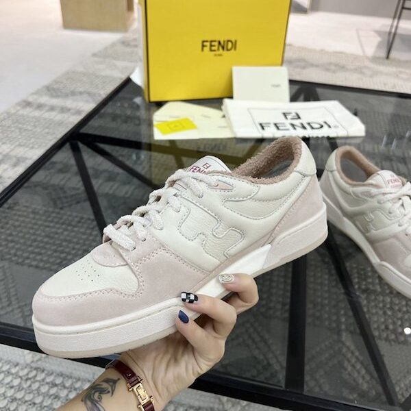 1:1頂級精仿fendi情侶小怪獸 男士人氣爆款鞋 12 1:1頂級精仿fendi情侶小怪獸 男士人氣爆款鞋