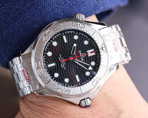 貨到付款海馬300米終極腕表潛水艇2020OMEGA Seamaster Diver 300M Nekton Edition 潛水腕表