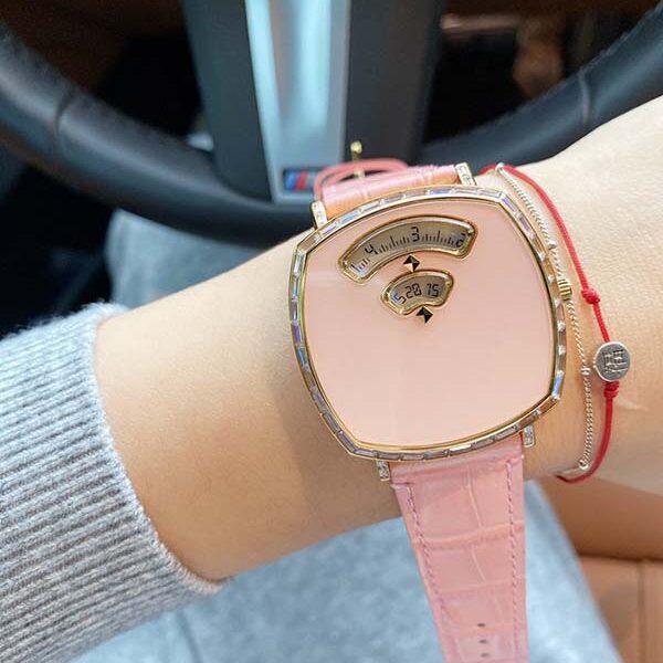 高仿假錶GUCCI古馳新品Grip系列最漂亮的一款