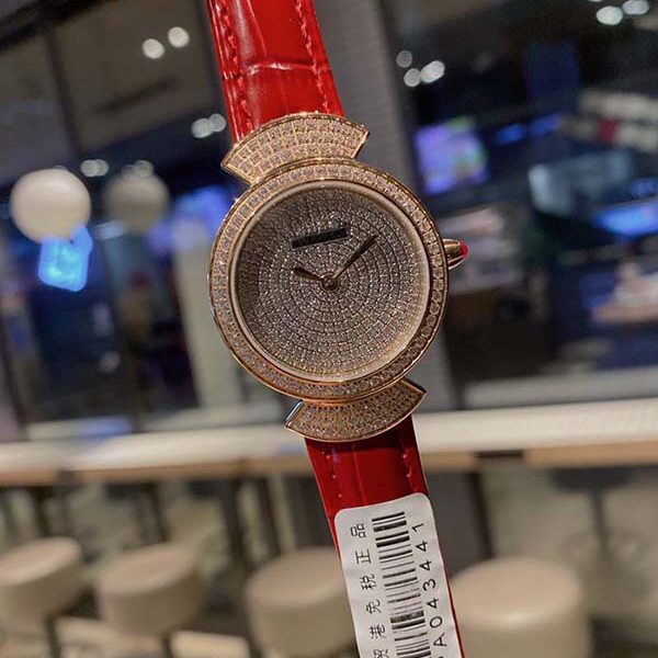 腕表1：1BVLGARI【寶格麗】LVCEA系列新款女士腕表瑞士石英機芯