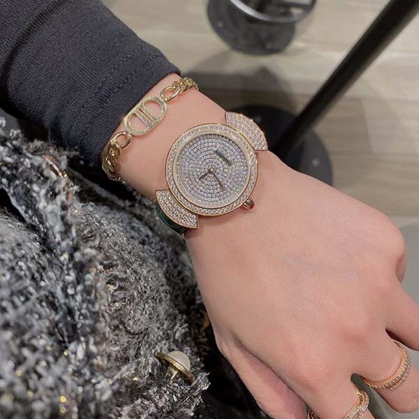 腕表1：1BVLGARI【寶格麗】LVCEA系列新款女士腕表瑞士石英機芯