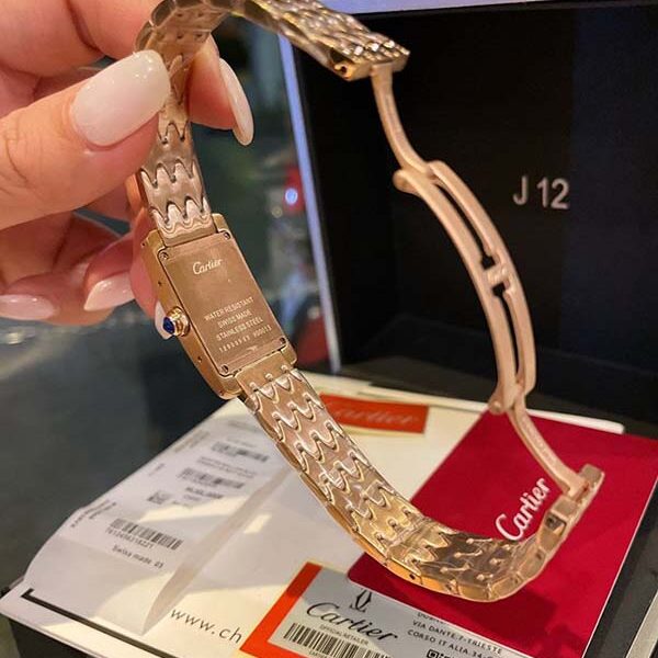 精仿手表卡地亞-Cartier Tank Américaine腕表瑞士石英機芯