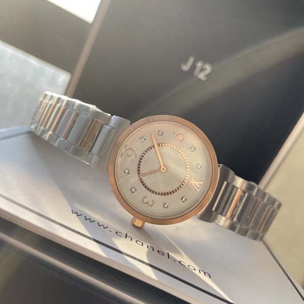 高仿腕表LV——TAMBOUR SLIM全系列採用瑞士石英機芯