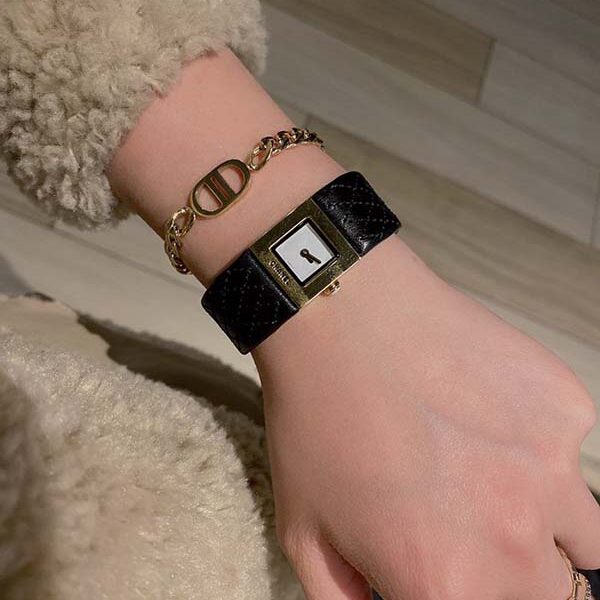平價好看手錶 CHANEL【香奈兒】中古董手錶真皮菱形格子車線日本 滿天星空藍方形復古
