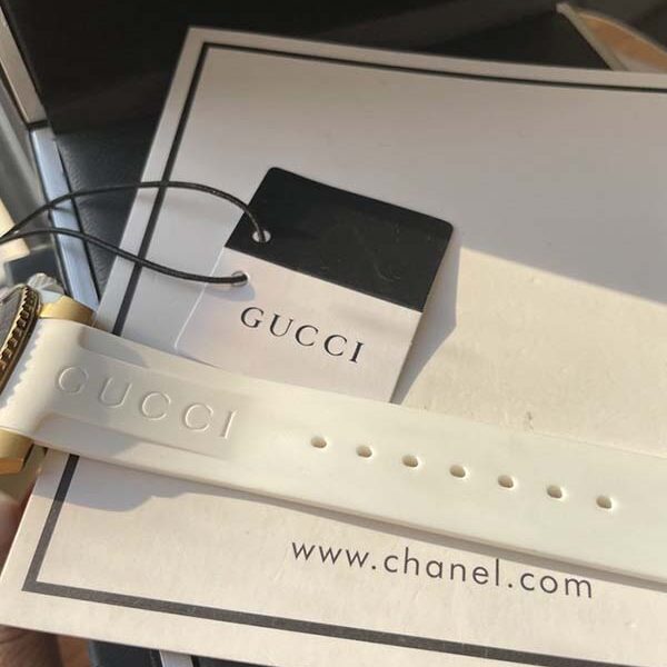 原版手表古馳 Gucci新款中性潛水表瑞士ETA石英機芯