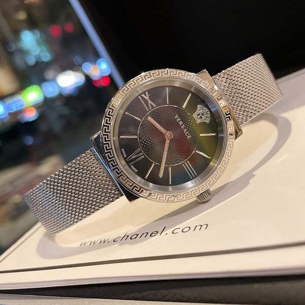 精仿名牌範思哲GRECA GLASS系列12時位美杜莎頭像